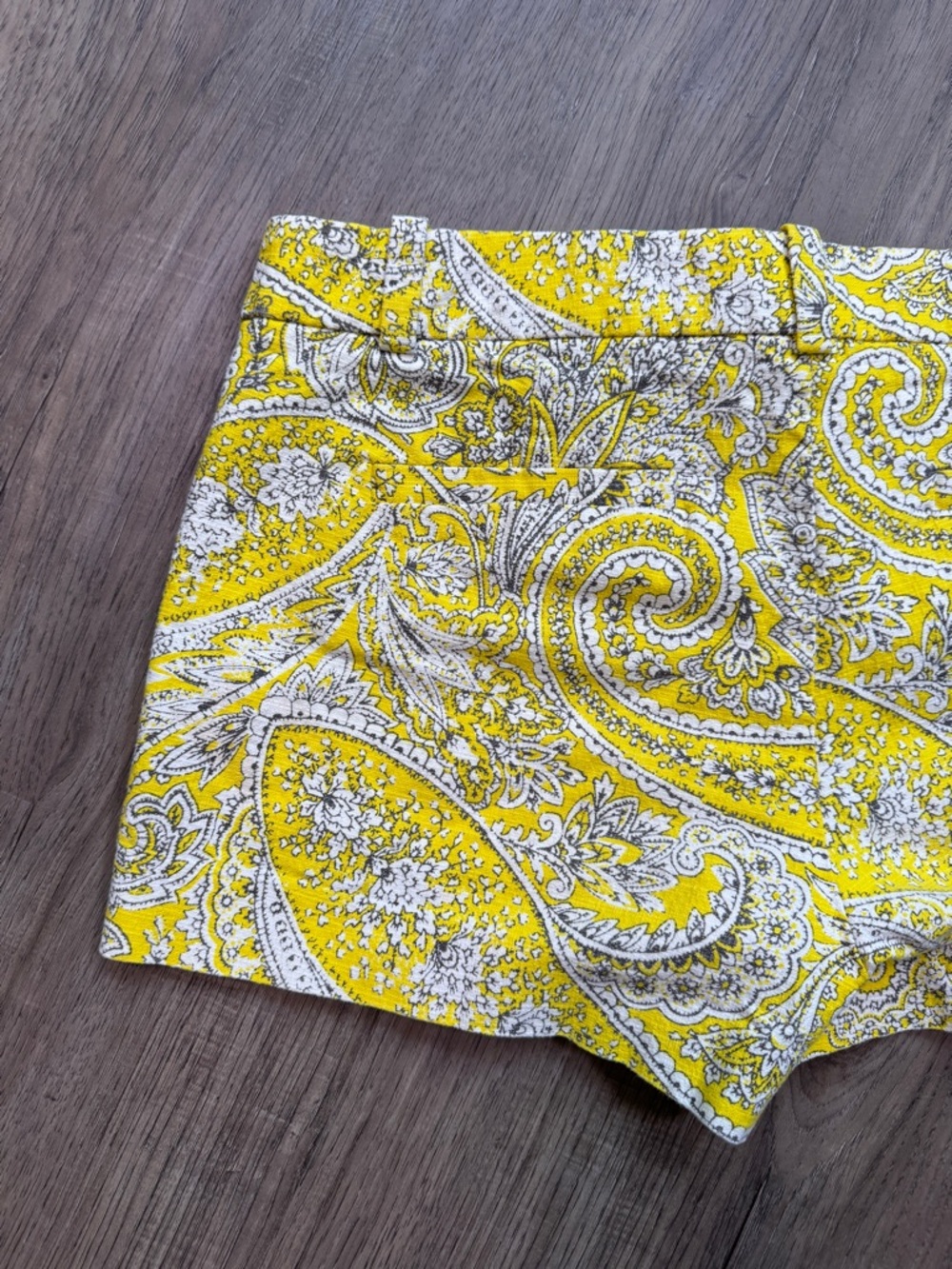 J. Crew Yellow Paisley Cotton Blend Shorts - Size 6 - Picture 11 of 12